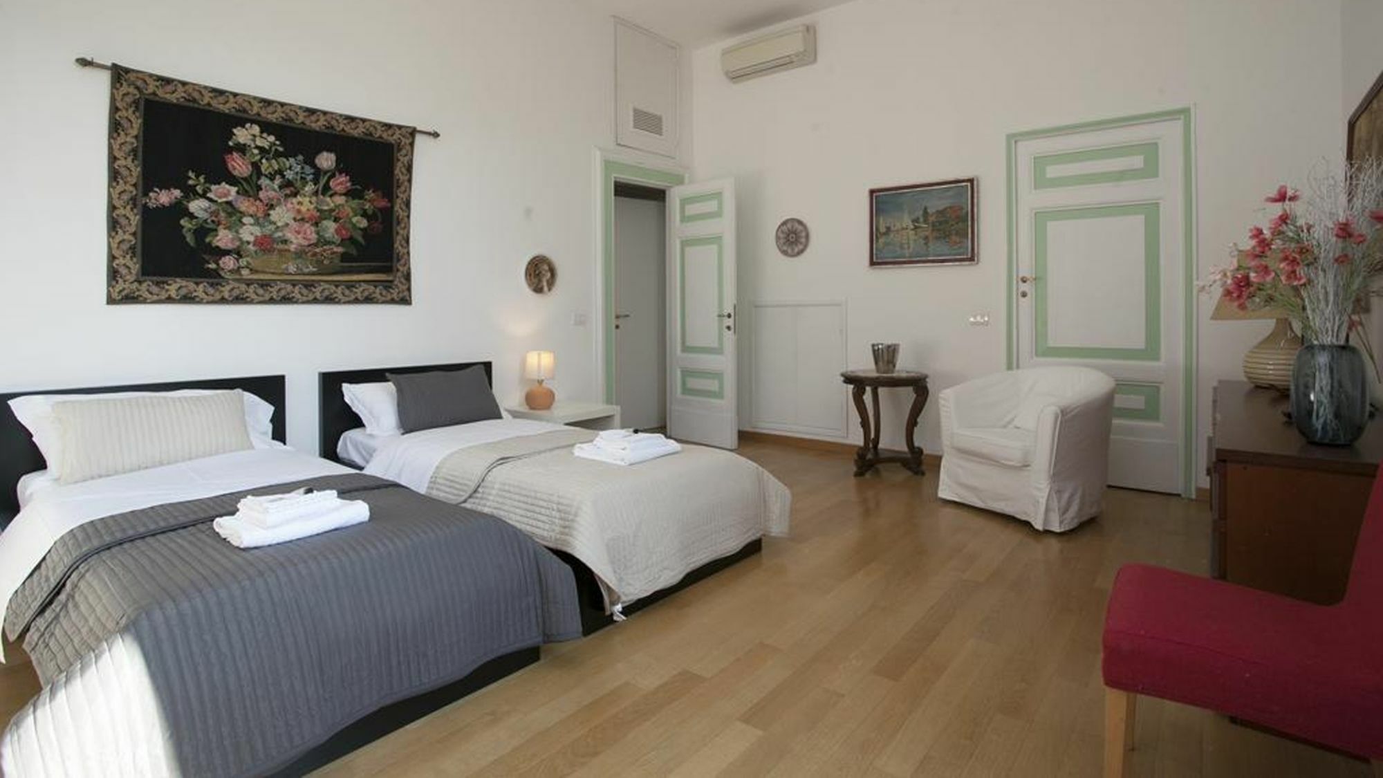 House Paganica Apartamento Roma Exterior foto